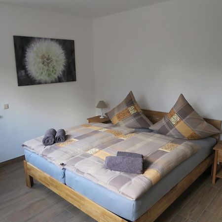 Haus Hanni Priepert Esterno foto