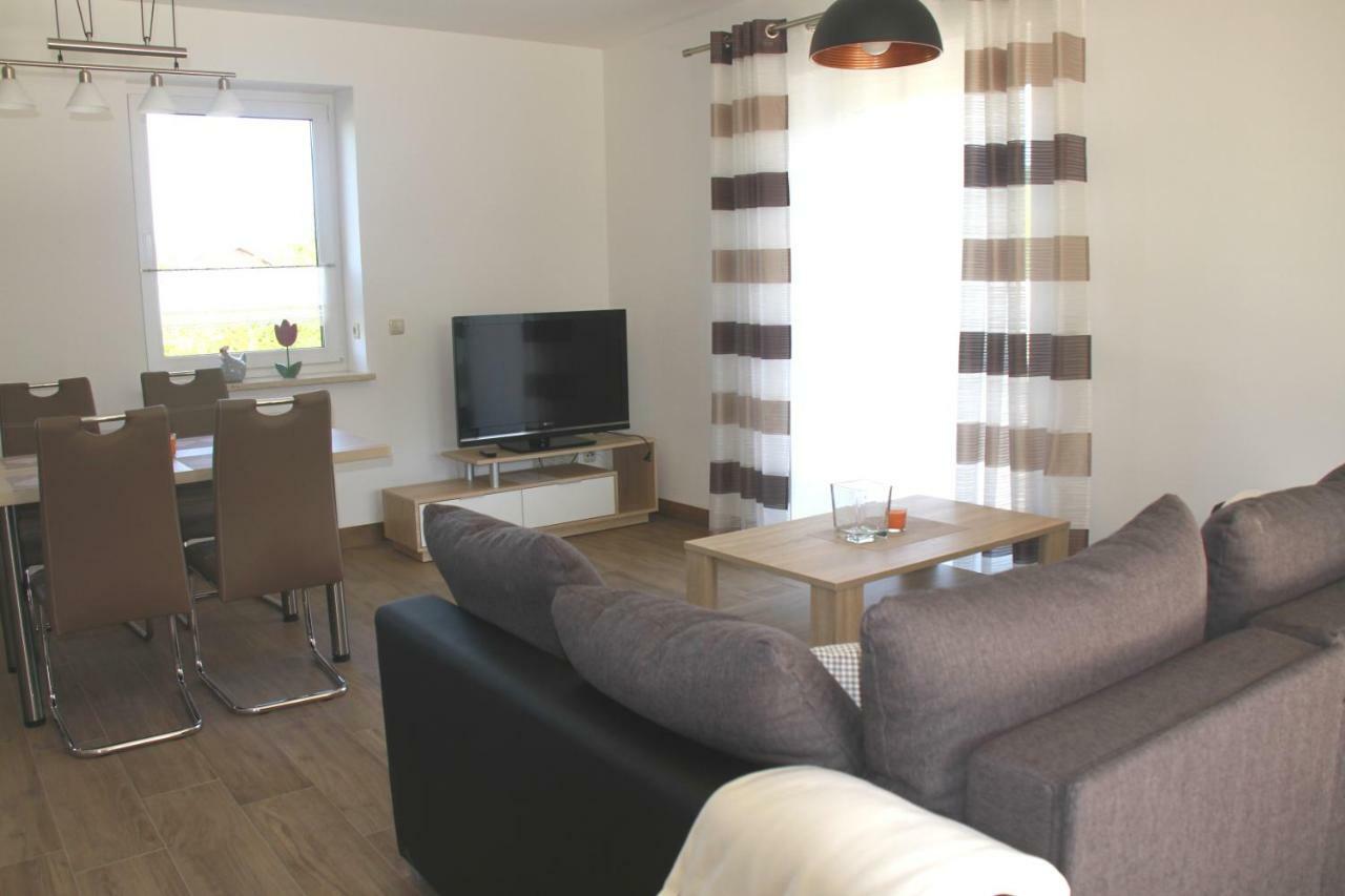 Haus Hanni Priepert Esterno foto